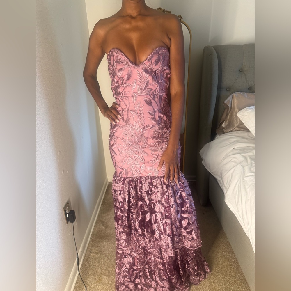 Chic Strapless Pink Lace Floral Dress